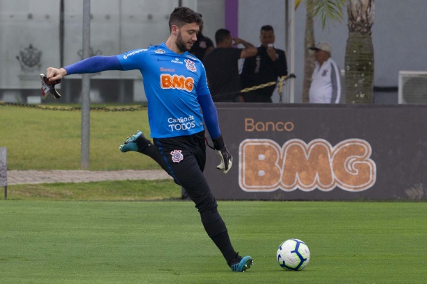 Caíque França no último treino antes do jogo contra o Palmeiras