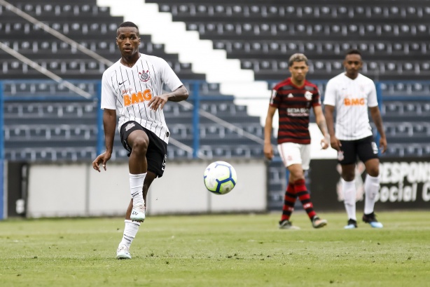 Pela semifinal do Brasileiro Sub-20, Corinthians leva a pior e sai atrás do Flamengo