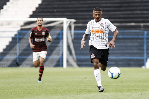 Pela semifinal do Brasileiro Sub-20, Corinthians leva a pior e sai atrás do Flamengo