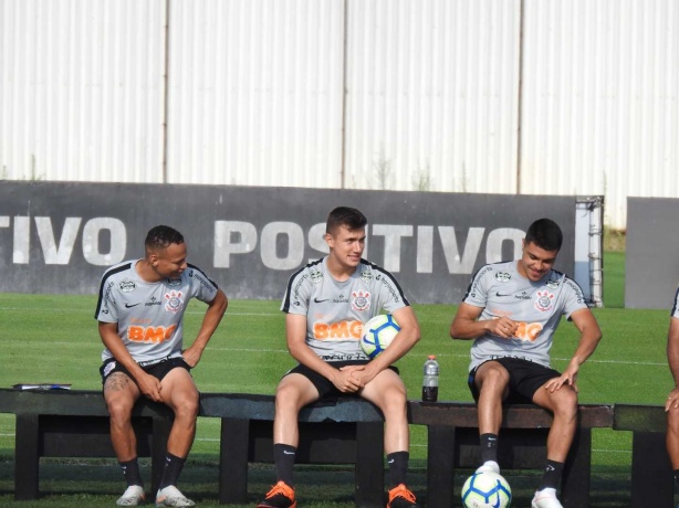 Janderson, Lucas Piton e Roni assistiram à atividade depois do trabalho regenerativo no CT