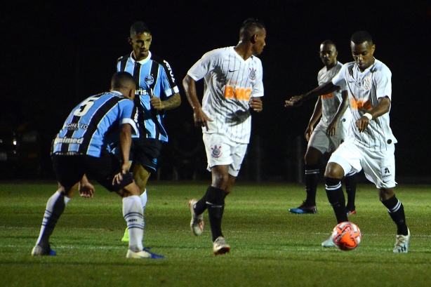 Corinthians perde para o Grêmio pela Copa RS Sub-20