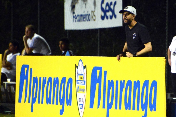 Corinthians perde para o Grêmio pela Copa RS Sub-20
