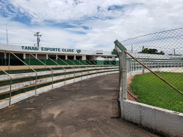 Estádio Alberto Victolo, do Tanabi Esporte Clube, primeiro clube profissional de Luan