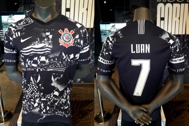 Uniformes de Luan já são vendidos na Loja da Arena