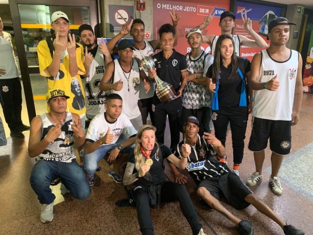 Festa da Fiel no aeroporto