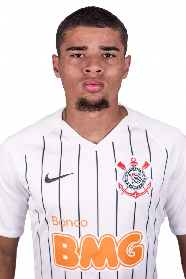 O lateral Daniel Marcos está na lista de jogadores convocados para a Copinha de 2020
