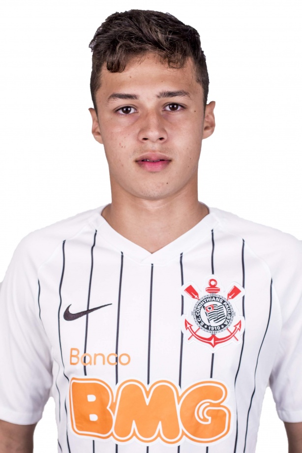 O meia Matheus Araujo está na lista de jogadores convocados para a Copinha de 2020