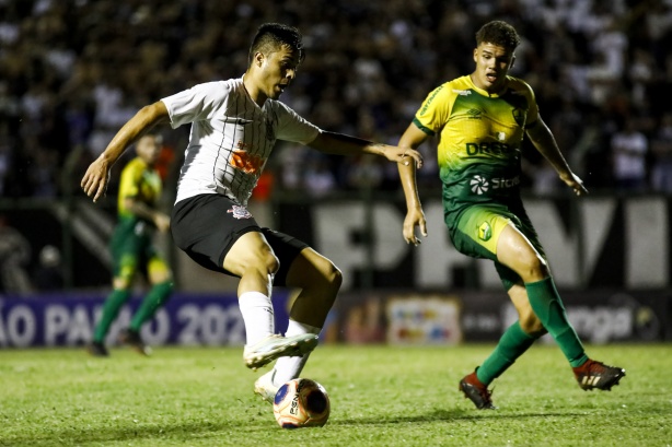 Sandoval no jogo contra o Cuiabá, pela Copinha 2020
