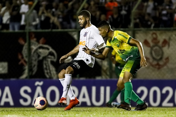 Walisson no jogo contra o Cuiabá, pela Copinha 2020