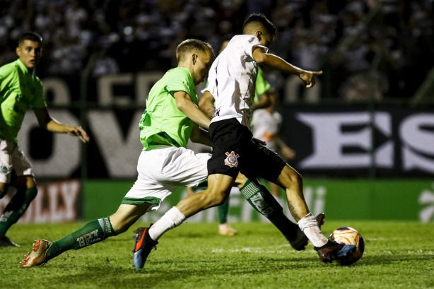 Gabriel no duelo contra o Juventude, pela Copinha São Paulo 2020