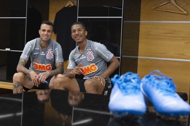 Luan e Dav na Arena Corinthians