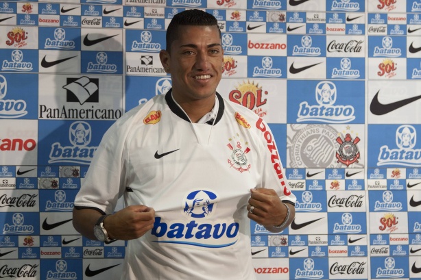 Ralf chegou como aposta ao Corinthians