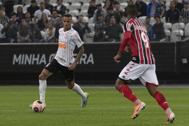Luan jogo contra o Botafogo-SP, pela estreia do Campeonato ...