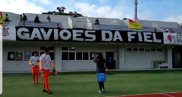 Torcida do Corinthians marcou presença nas arquibancadas da ilha japonesa