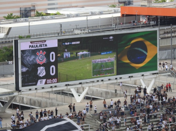 Telões da Arena Corinthians transmitiram os 90 minutos do Dérbi pelo Brasileirão Feminino
