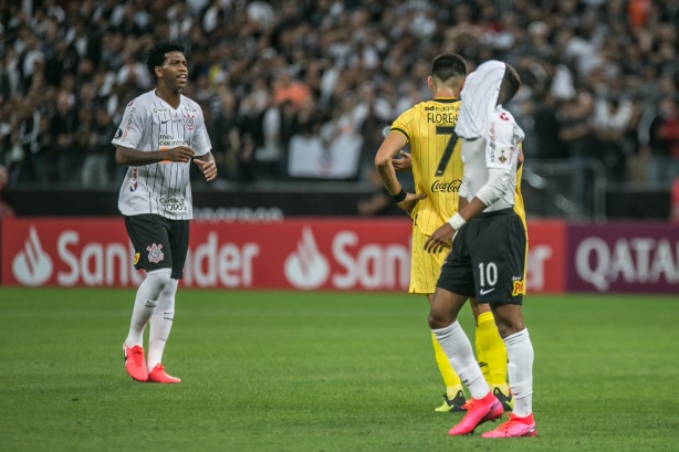 Pedrinho foi expulso ainda no primeiro tempo do jogo contra o Guaraní