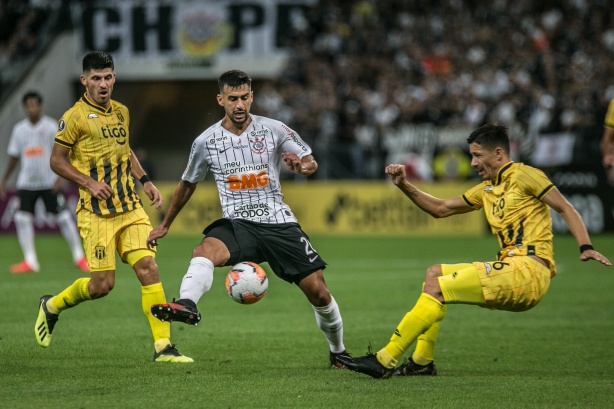 Camacho durante a partida contra o Guaraní