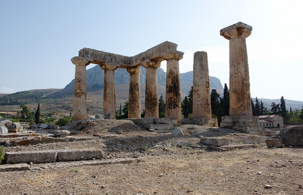 Templo de Apolo, em Corinto