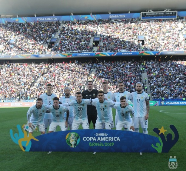 Argentina de Messi, Dybala e Aguero jogou na Arena no ano passado
