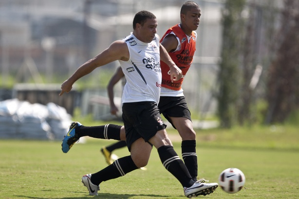 Andr Vinicius - Filho do diretor administrativo Andr Nego, zagueiro veio das categorias de base do clube e atuou apenas duas vezes na equipe principal.