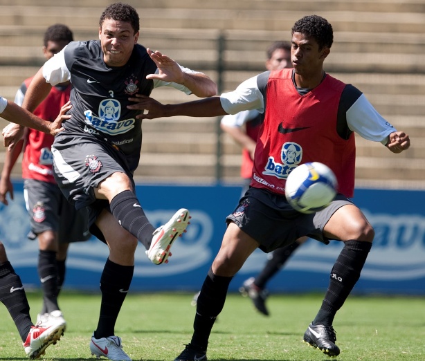 Renato Chaves - Revelado nas categorias de base do clube, o zagueiro atuou apenas 9 jogos na equipe principal, marcando um gol