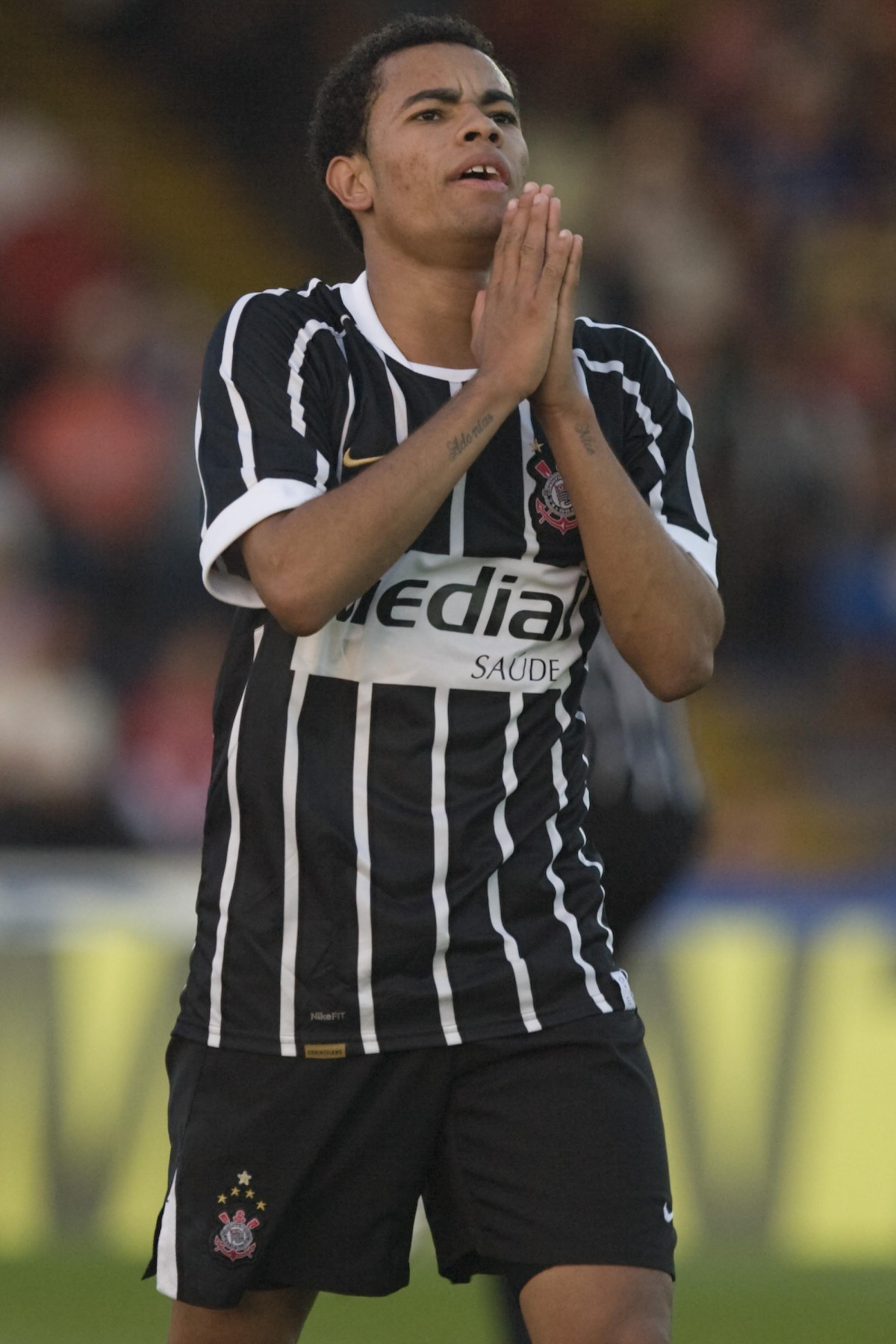 SP - SANTO ANDRE X CORINTHIANS - ESPORTES - durante partida vlida pelo Campeonato Brasileiro da segunda diviso 2008, primeiro turno, realizada no estdio Bruno Jos Daniel, em Santo Andr, municipio de So Paulo, neste sbado a tarde