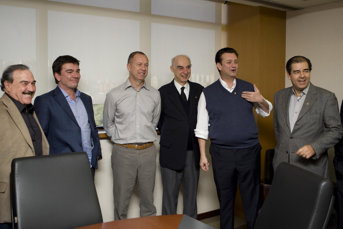 O presidente do Corinthians Andres Sanchez recebeu o prefeito de So Paulo Gilberto Kassab hoje pela manh no Parque So Jorge