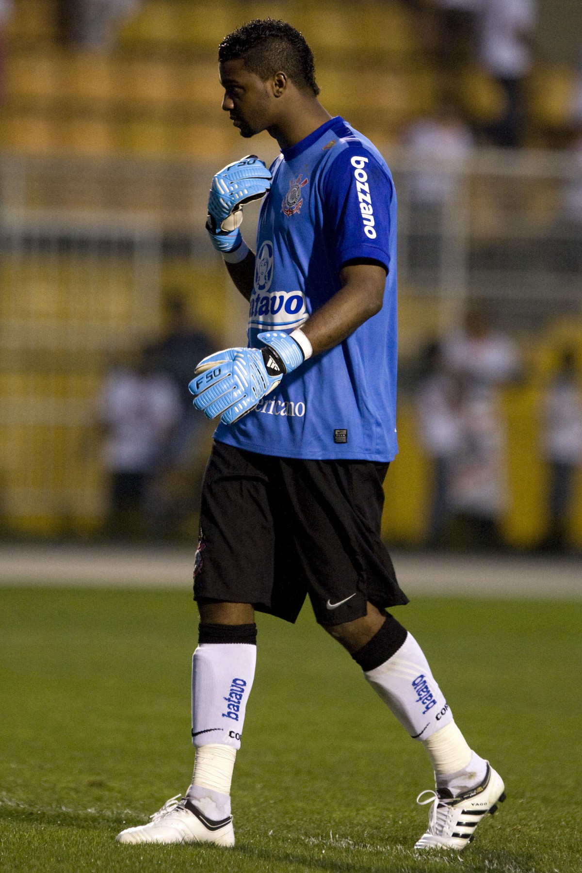 CORINTHIANS/SP X ATLETICO/MG - Felipe em um lance da partida realizada esta tarde no estádio do Pacaembu, válida pelo turno do Campeonato Brasileiro de 2009