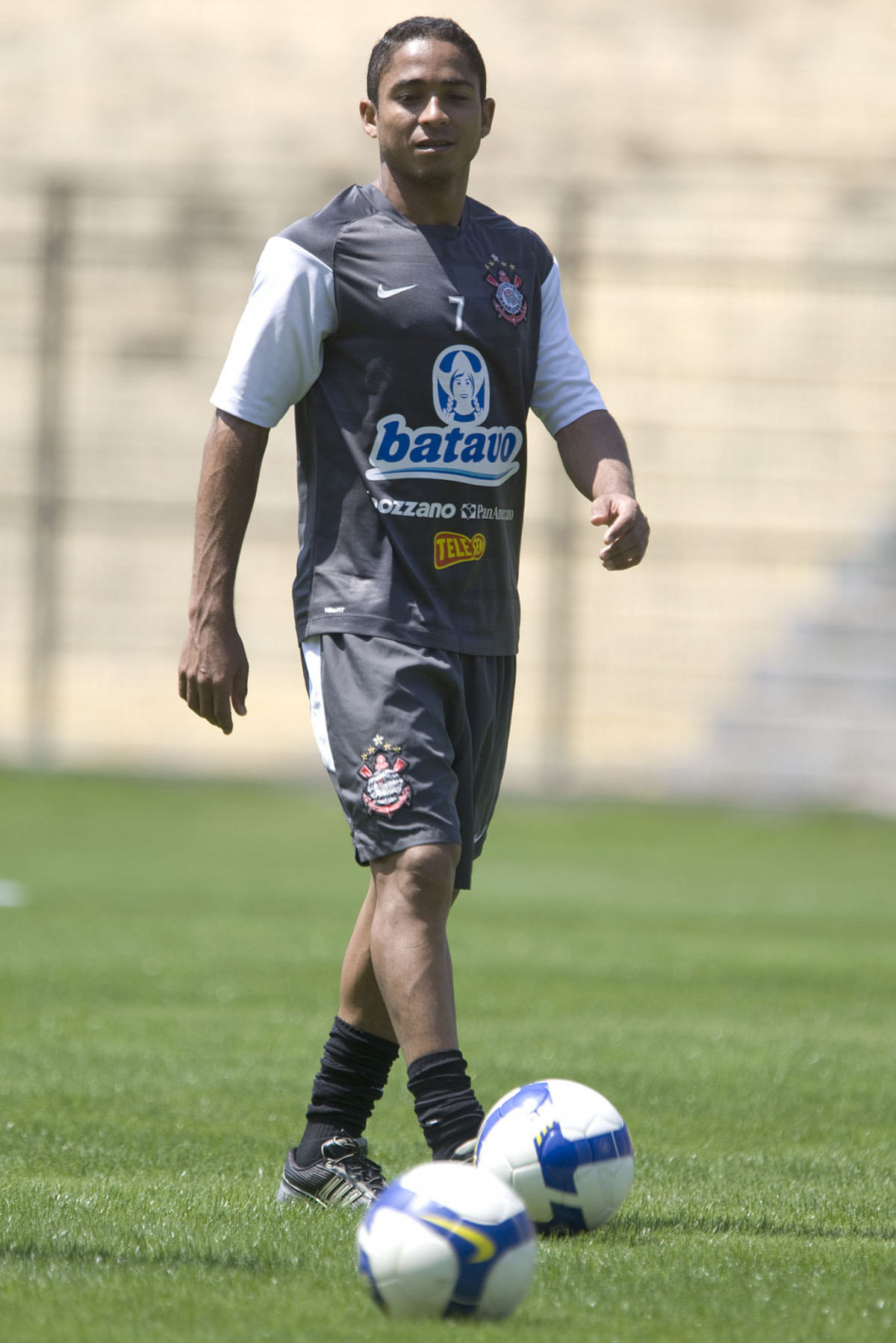 Jorge Henrique durante o treino do Corinthians realizado esta manh no Parque So Jorge; o prximo jogo do time ser quarta-feira, dia 07/10, contra o Fluminense, no estdio do Maracan, pelo returno do Campeonato Brasileiro 2009