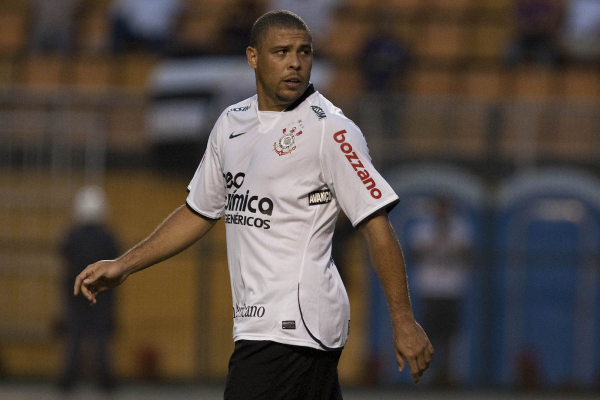 Ronaldo e Corinthians foram cobrados por empresrio que intermediou chegada de patrocinador