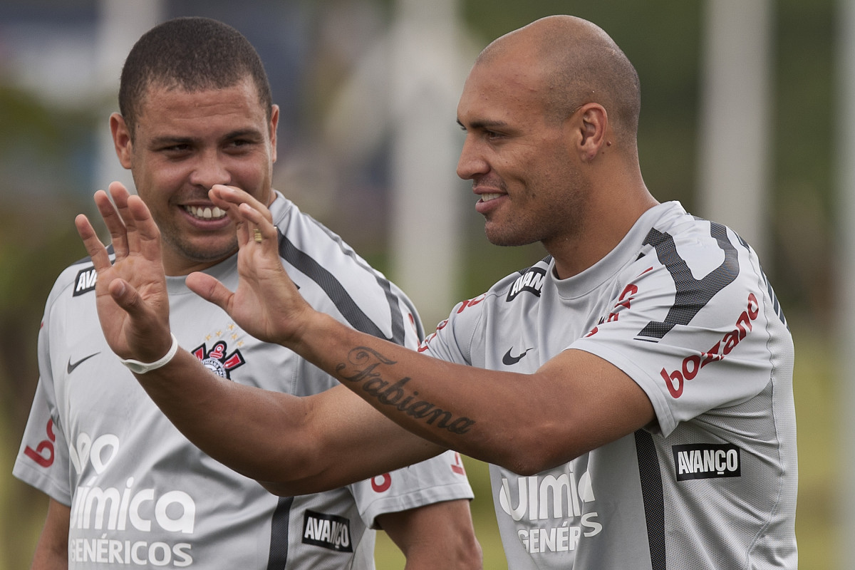 Ronaldo e Edno durante do Corinthians no incio da dcada