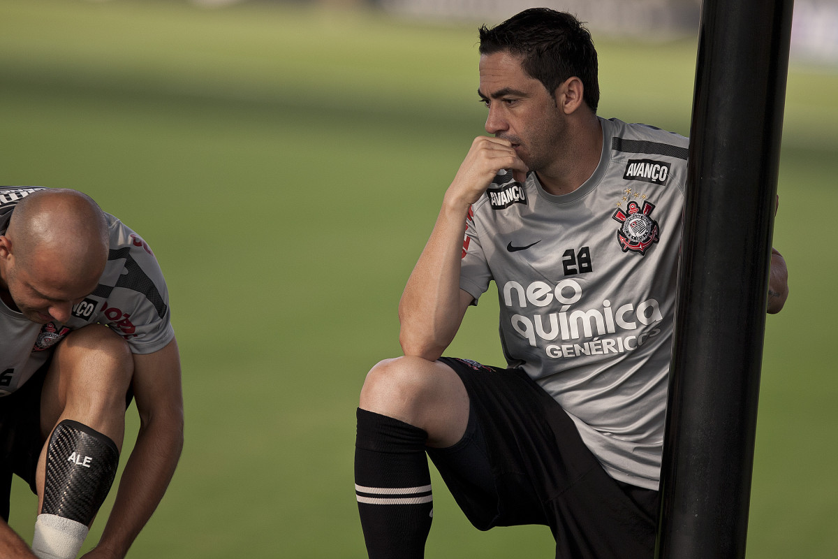 Chico critica atual momento do Corinthians e pede outra postura de Tiago Nunes