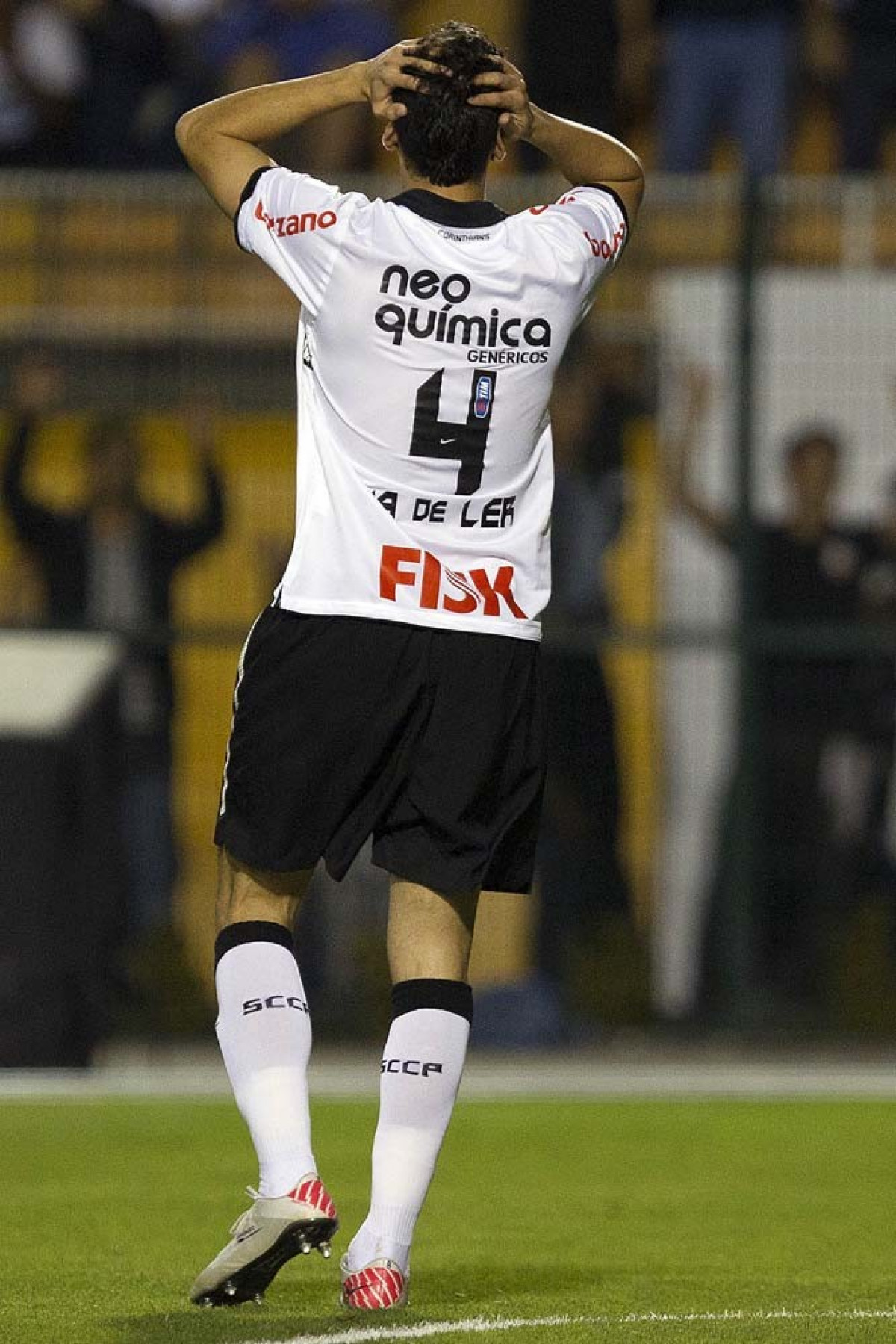 Leandro Castn durante a partida entre Corinthians x Botafogo, realizada esta noite no estdio do Pacaembu, vlida pela 29 rodada do Campeonato Brasileiro de 2011