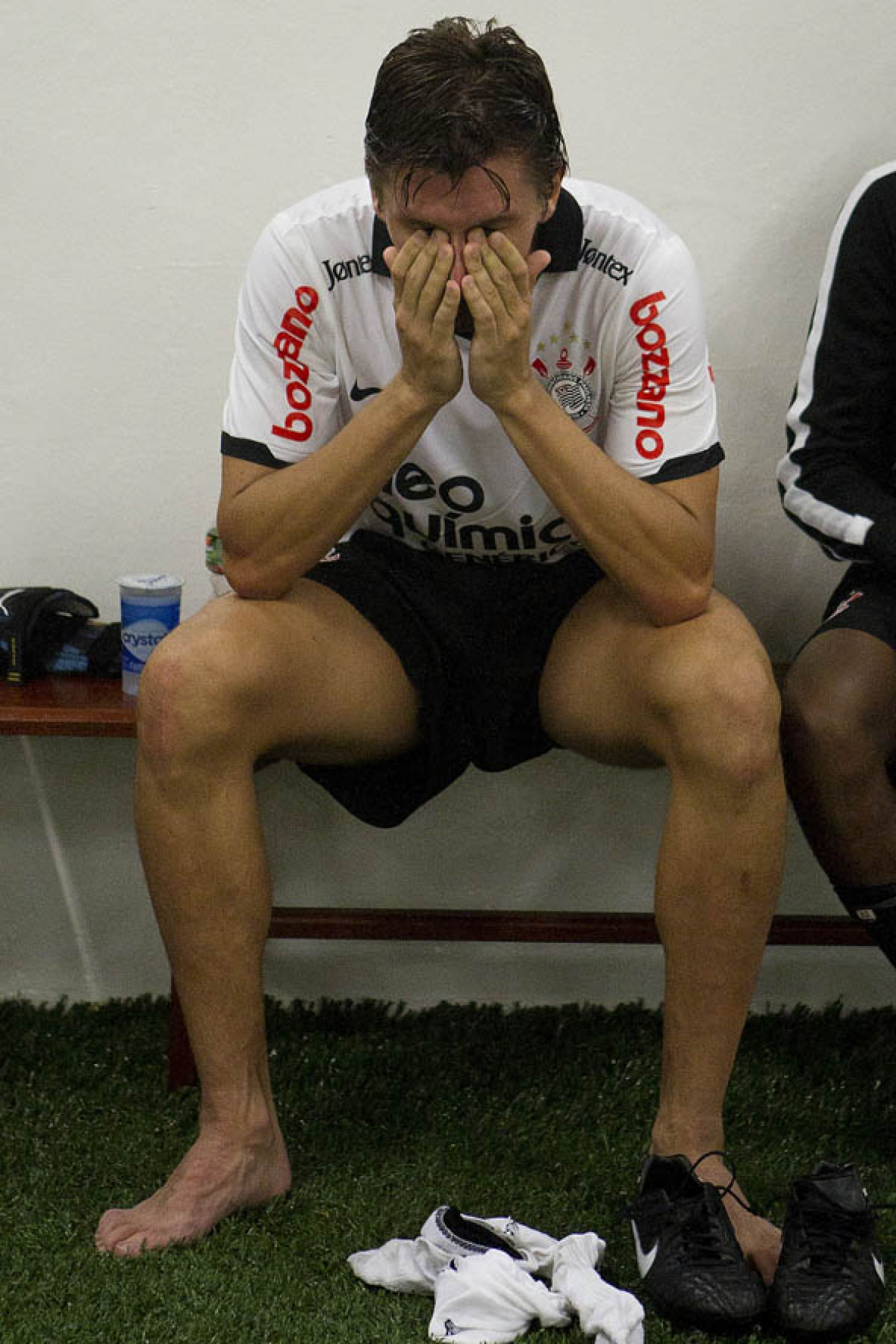 Paulo Andr nos vestirios aps a partida entre Corinthians x Atltico-MG, realizada esta tarde no estdio do Pacaembu, vlida pela 36 rodada do Campeonato Brasileiro de 2011