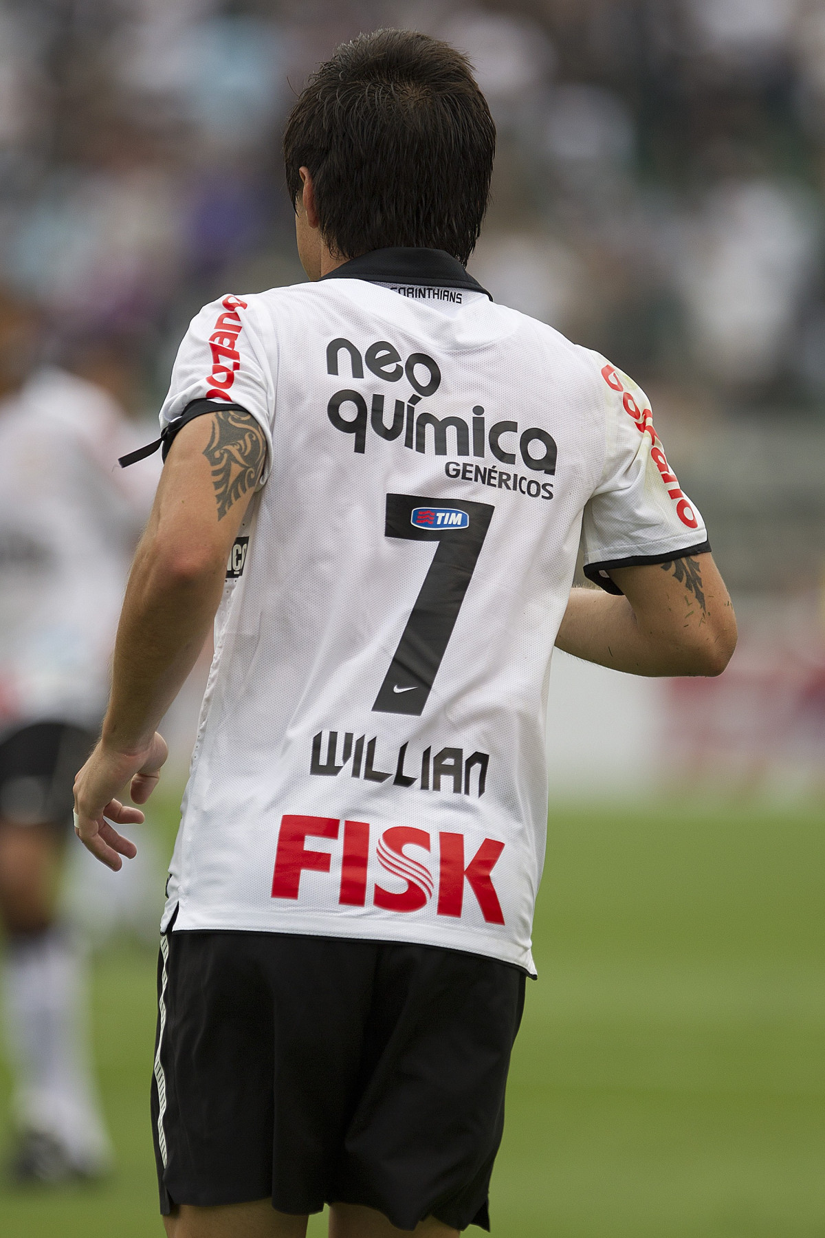 Willian durante a partida entre Corinthians x Palmeiras, realizada esta tarde no estdio do Pacaembu, vlida pela 38 rodada do Campeonato Brasileiro de 2011