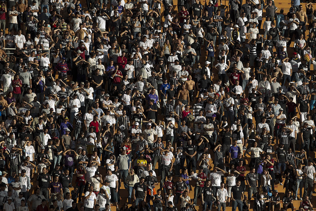 Durante a partida entre Corinthians x Fluminense, realizada esta tarde no estádio do Pacaembu, válida pela 1ª rodada do Campeonato Brasileiro de 2012