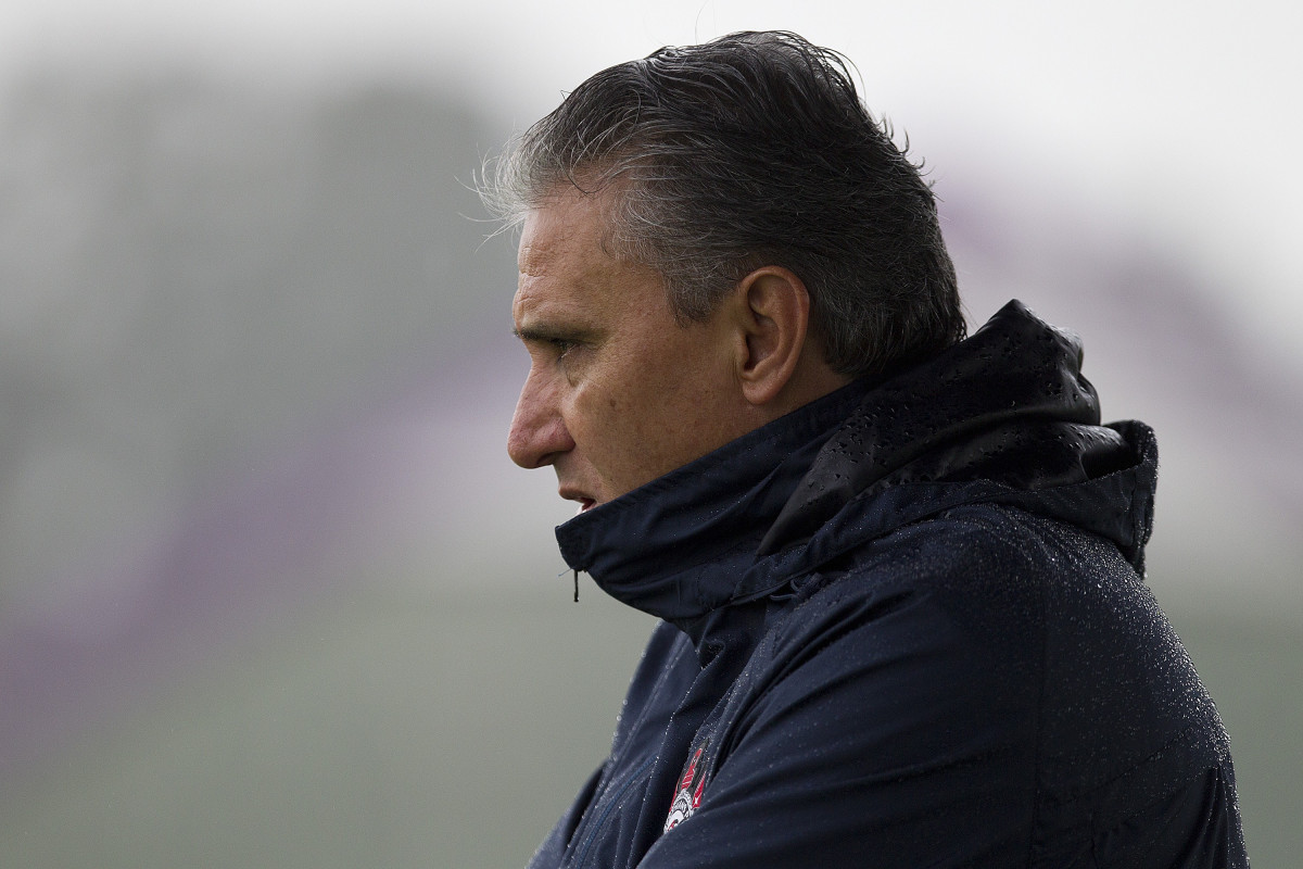 Durante o treino realizado esta tarde no CT Joaquim Grava, localizado no Parque Ecológico do Tiete. O próximo jogo da equipe será quarta-feira, 18/07, contra o Flamengo, no Engenhão, válido pela 10ª rodada do Campeonato Brasileiro de 2012