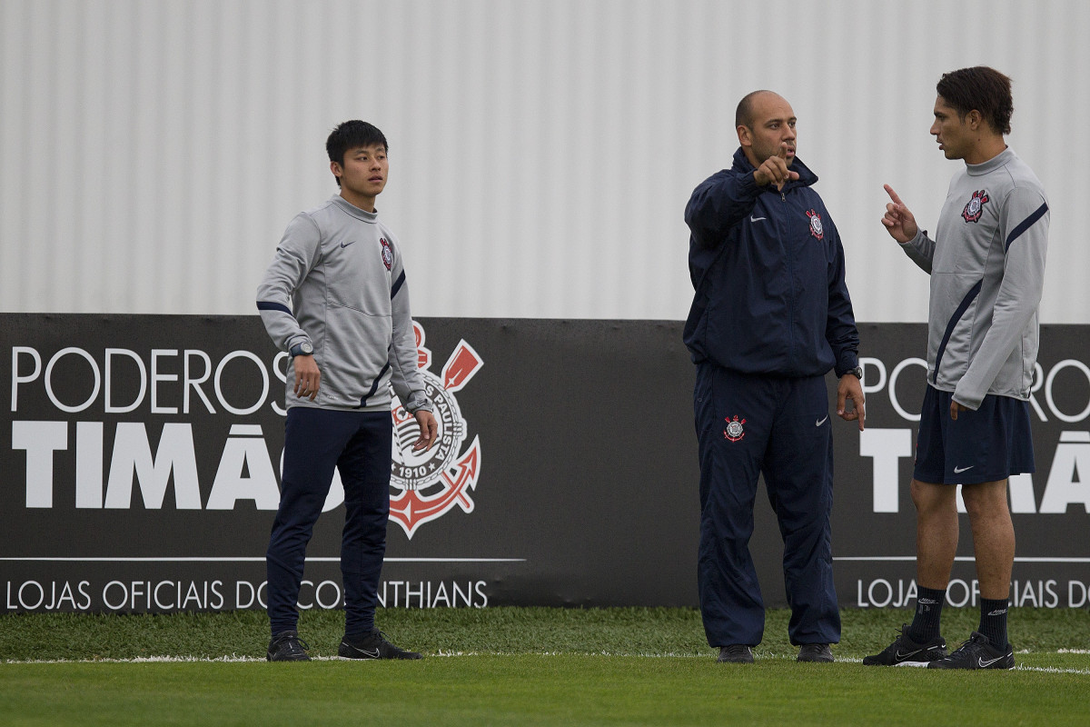 Durante o treino realizado esta tarde no CT Joaquim Grava, localizado no Parque Ecológico do Tiete. O próximo jogo da equipe será quarta-feira, 18/07, contra o Flamengo, no Engenhão, válido pela 10ª rodada do Campeonato Brasileiro de 2012