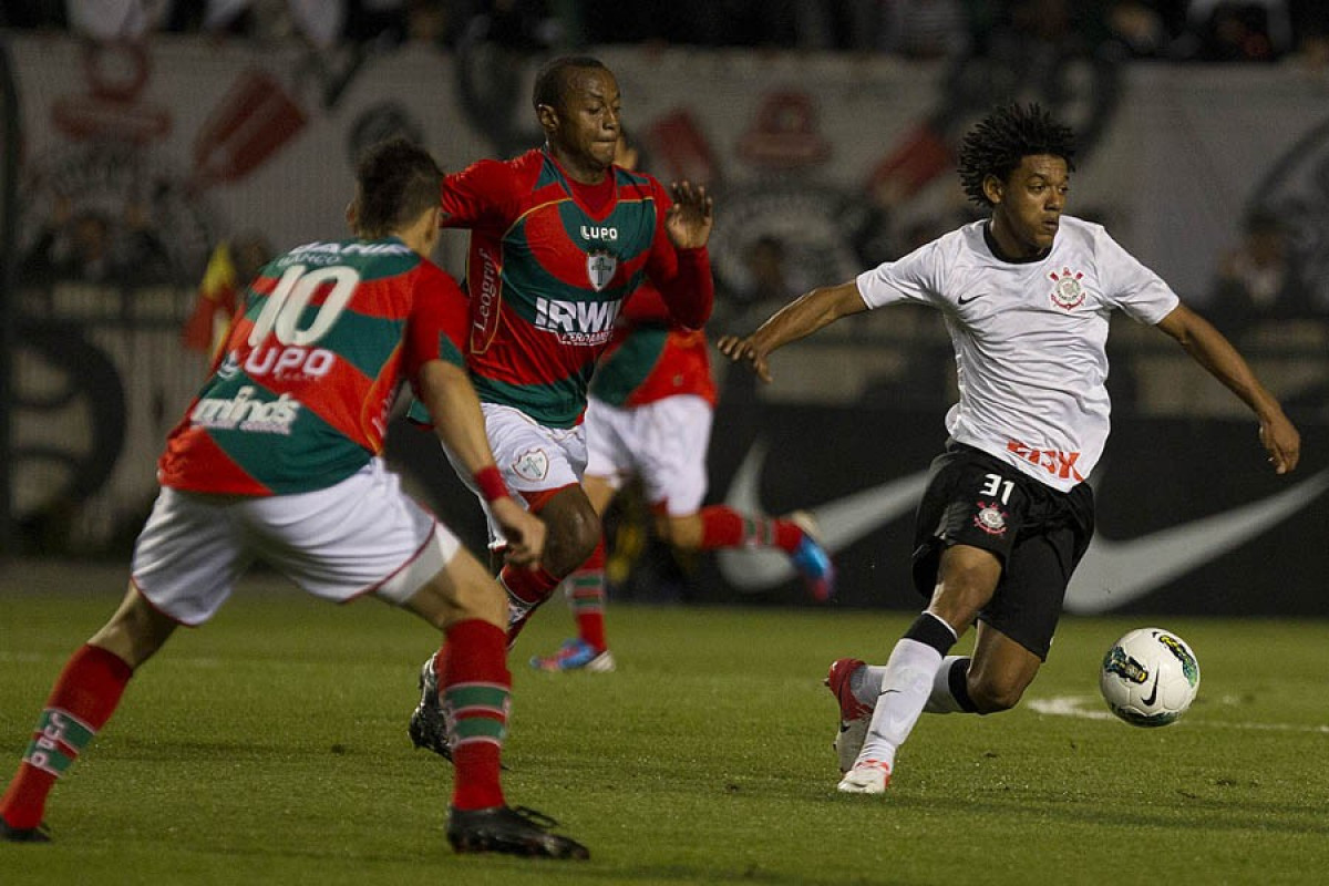 Durante a partida entre Corinthians x Portuguesa, realizada esta noite no estdio do Pacaembu, jogo vlido pela11 rodada do Campeonato Brasileiro de 2012