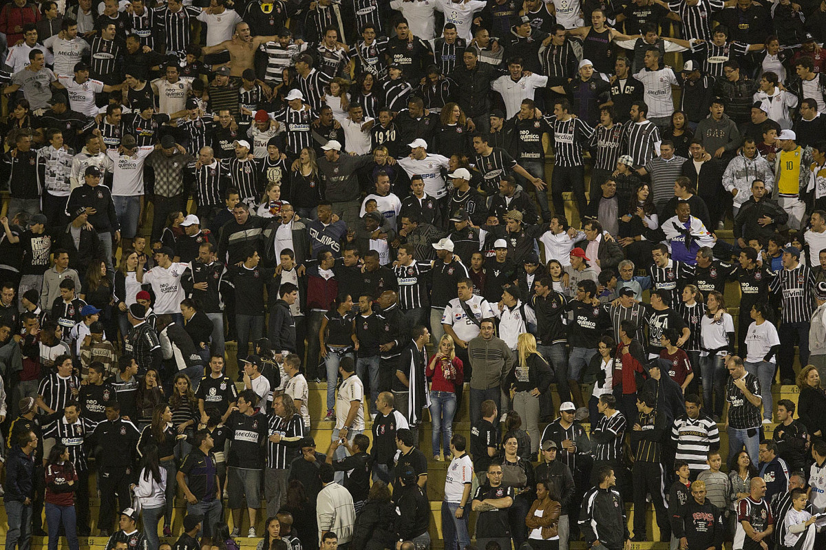 Durante a partida entre Corinthians x Cruzeiro, realizada esta noite no estádio do Pacaembu, jogo válido pela 12ª rodada do Campeonato Brasileiro de 2012