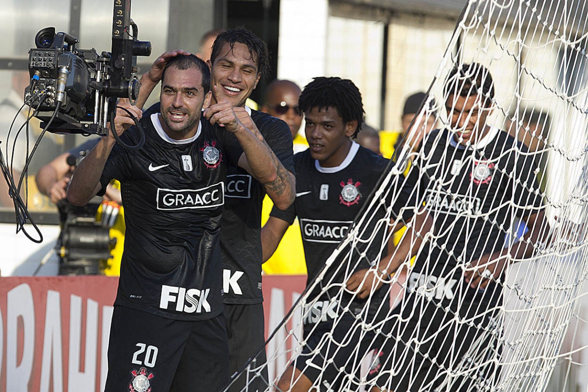 Durante a partida entre Santos x Corinthians, realizada esta tarde no estdio da Vila Belmiro, vlido pela 18 rodada do Campeonato Brasileiro 2012