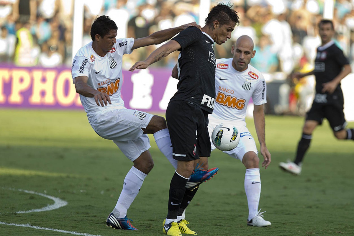 Durante a partida entre Santos x Corinthians, realizada esta tarde no estdio da Vila Belmiro, vlido pela 18 rodada do Campeonato Brasileiro 2012