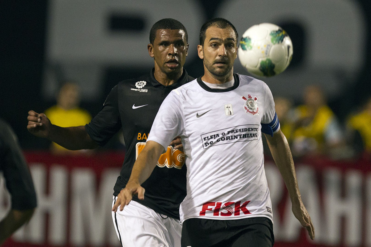 Durante a partida entre Corinthians x Coritiba, realizada esta noite no estdio do Pacaembu, jogo vlido pela 35 rodada do Campeonato Brasileiro de 2012