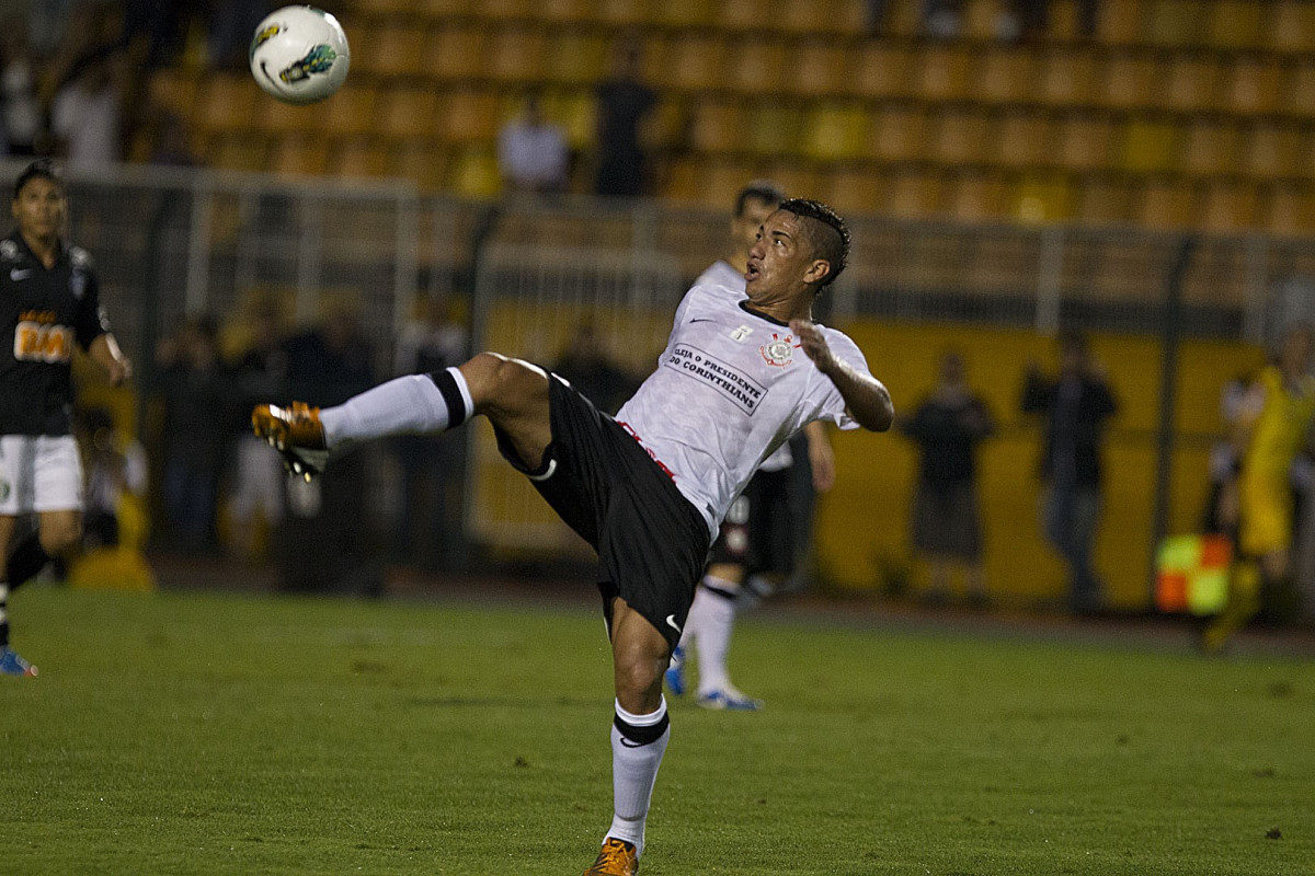 Durante a partida entre Corinthians x Coritiba, realizada esta noite no estádio do Pacaembu, jogo válido pela 35ª rodada do Campeonato Brasileiro de 2012