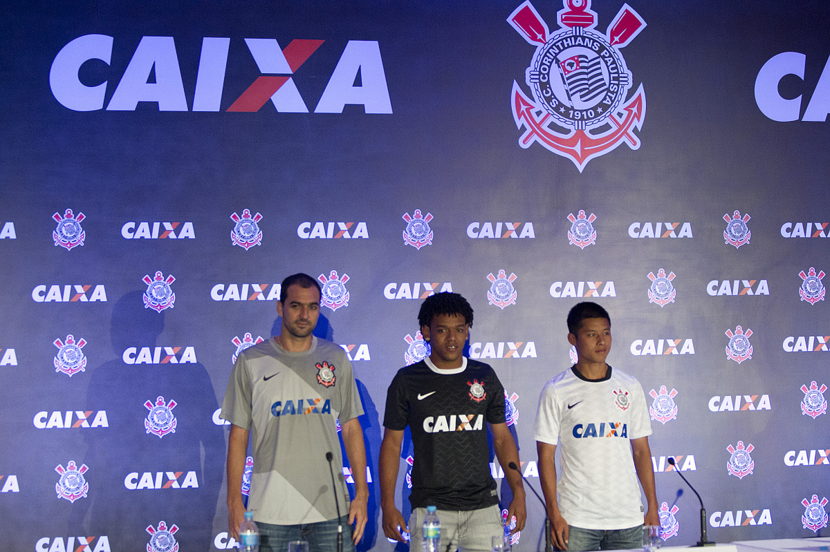 Durante evento no Museu do Futebol, no Pacaembu, o Corinthians anunciou seu novo patrocinador master, a Caixa Economica Federal; São Paulo / SP - Brasil - 20/11/2012