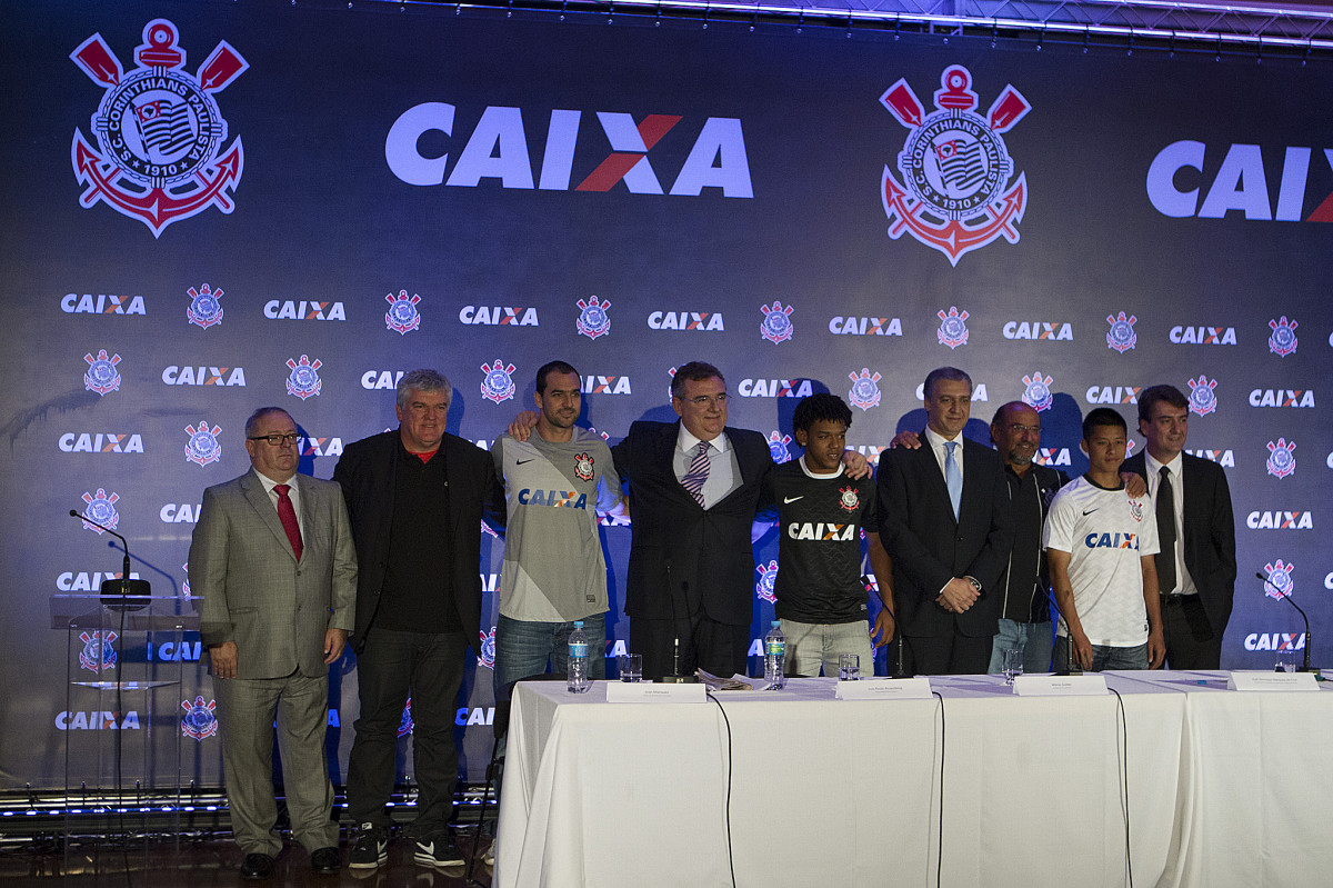 Durante evento no Museu do Futebol, no Pacaembu, o Corinthians anunciou seu novo patrocinador master, a Caixa Economica Federal; São Paulo / SP - Brasil - 20/11/2012