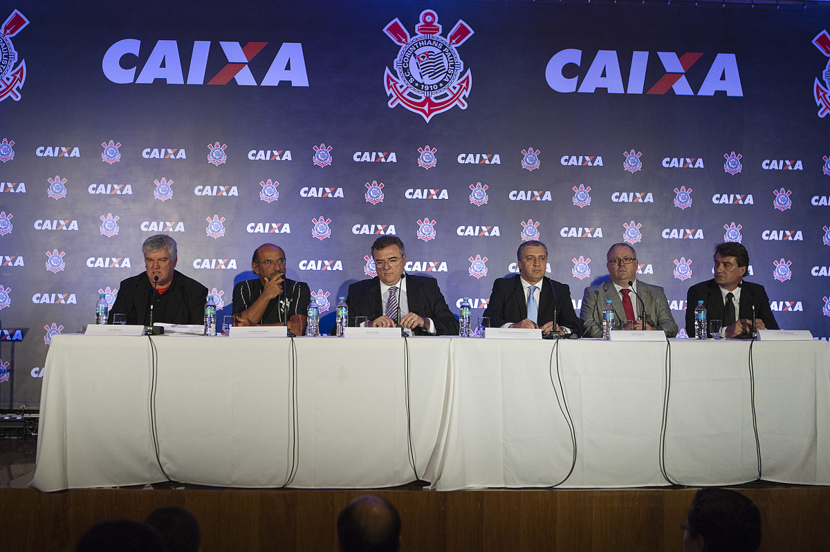 Durante evento no Museu do Futebol, no Pacaembu, o Corinthians anunciou seu novo patrocinador master, a Caixa Economica Federal; São Paulo / SP - Brasil - 20/11/2012