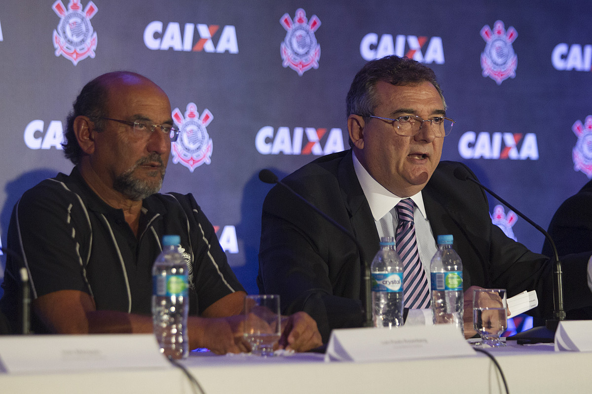 Durante evento no Museu do Futebol, no Pacaembu, o Corinthians anunciou seu novo patrocinador master, a Caixa Economica Federal; São Paulo / SP - Brasil - 20/11/2012