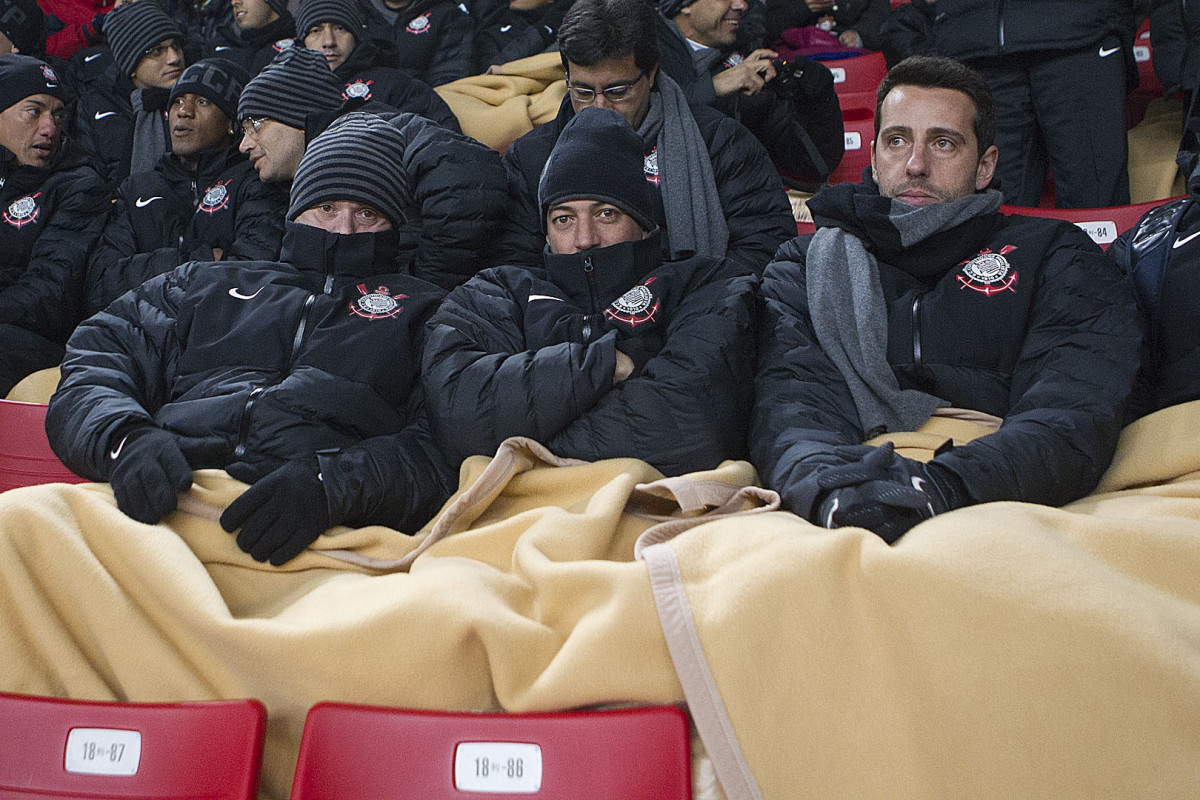 Mais a comissão tecnica fora ao estádio de Toyota, para assistir ao jogo entre o Al Ahly, do Egito, e o Sanfrecce Hiroshima, após o treino desta tarde no Wave Stadium Kariya, como preparação para a disputa do Campeonato Mundial Interclubes organizado pela FIFA, a ser jogado nas cidades de Toyota e Yokohama