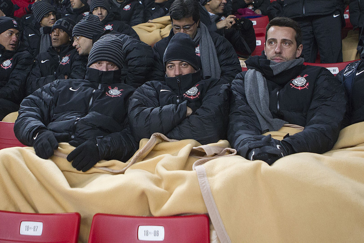 Mais a comisso tecnica fora ao estdio de Toyota, para assistir ao jogo entre o Al Ahly, do Egito, e o Sanfrecce Hiroshima, aps o treino desta tarde no Wave Stadium Kariya, como preparao para a disputa do Campeonato Mundial Interclubes organizado pela FIFA, a ser jogado nas cidades de Toyota e Yokohama